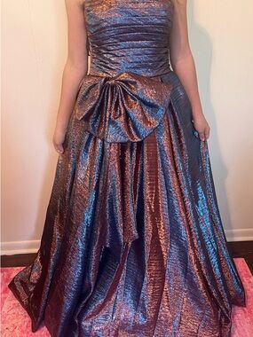 Womens Pageant/Prom Gown Dress with Bow